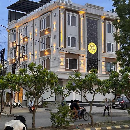 Hotel Rudhav Palace Ujjain Exterior foto