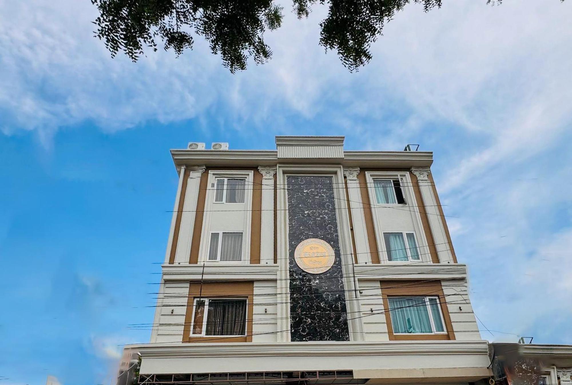 Hotel Rudhav Palace Ujjain Exterior foto